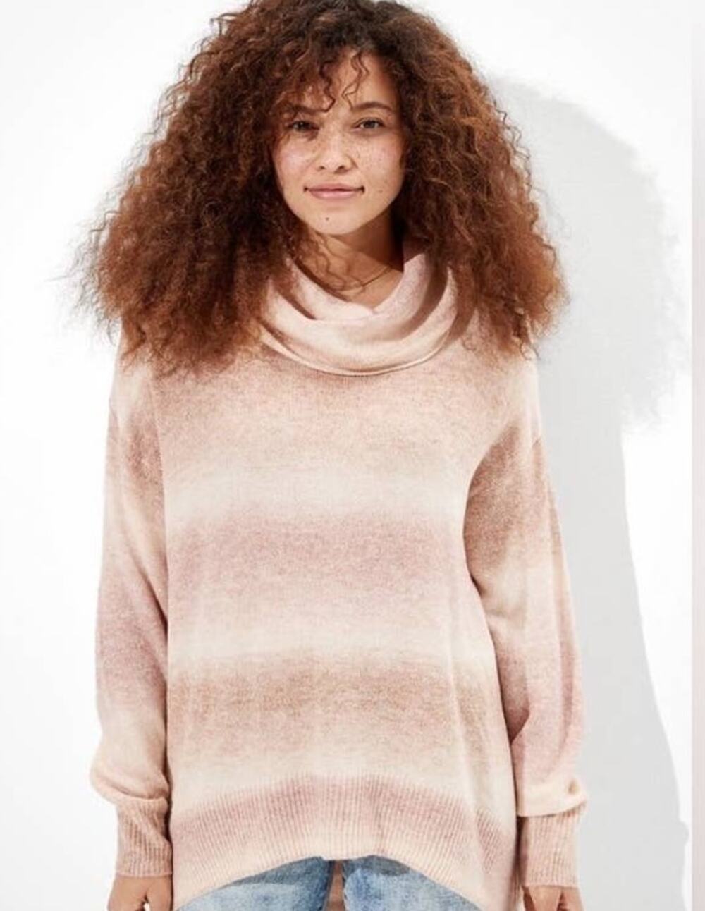 American Eagle Women's Oversized Dreamspun Funnel Neck Sweater Size Small